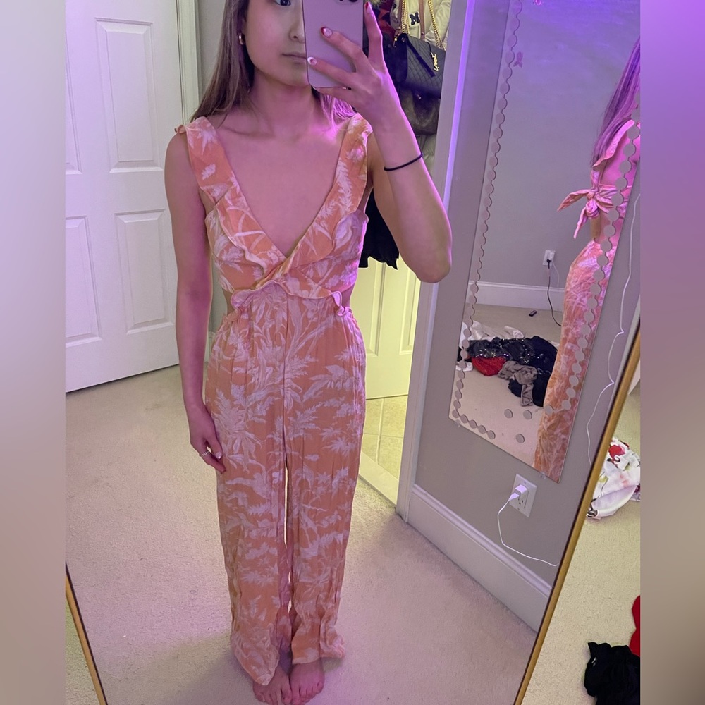 Peach Tropical Jumpsuit Size M✨